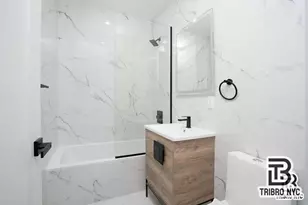 410 Lorimer St, New York City, NY 11206 - Photo 8
