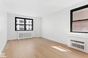 233 E 69th St, New York City, NY 10021 - Photo 8