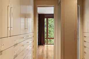 445 W 44th St, New York, NY 10036 - Photo 10