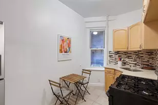 25 W 64th St, New York City, NY 10023 - Photo 2
