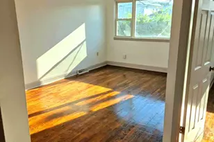 624 Underhill Ave, New York City, NY 10473 - Photo 1