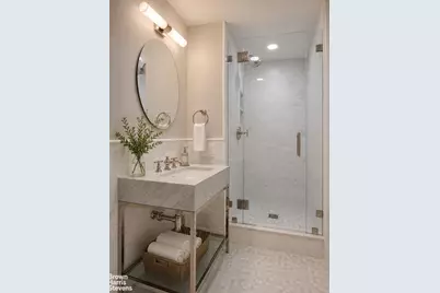 200 Central Park S #16/17I, New York City, NY 10019 - Photo 4