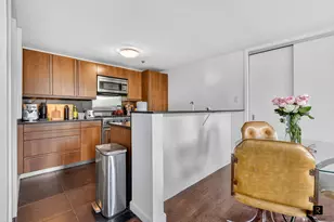 305 2nd Ave, New York, NY 10003 - Photo 6