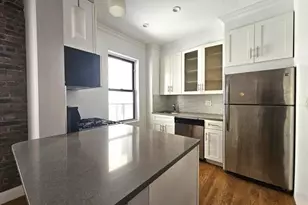 21-28 35th St, New York City, NY 11105 - Photo 2
