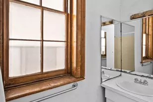 147 Sullivan St, New York, NY 10012 - Photo 8