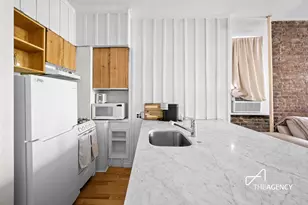 147 Sullivan St, New York City, NY 10012 - Photo 6