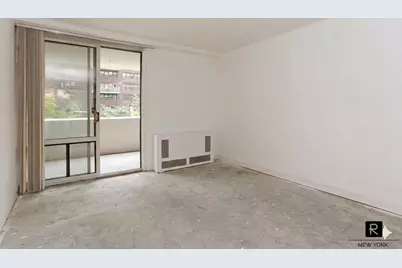 100 W 94th Street #4-B, New York City, NY 10025 - Photo 4