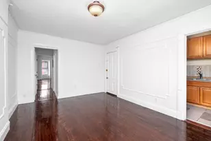 9 Spencer Pl, New York City, NY 11216 - Photo 8