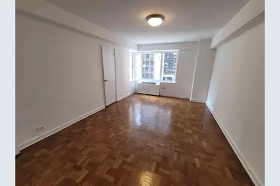 41 W 58th Street #7B, New York, NY 10019 - Photo 2