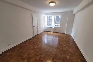 41 W 58th St, New York, NY 10019 - Photo 2