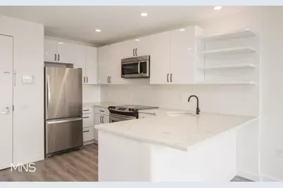 387 Manhattan Avenue #2-D, Brooklyn, NY 11211 - Photo 1