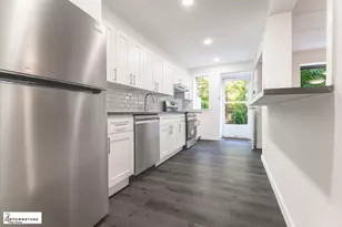 81 1st Pl, New York City, NY 11231 - Photo 1