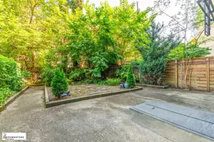 81 1st Pl, Brooklyn, NY 11231 - Photo 12