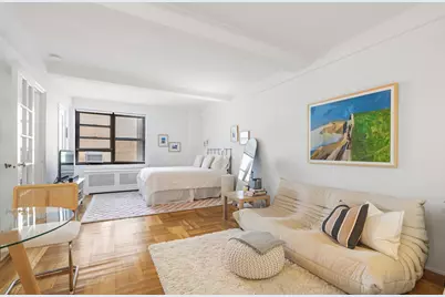 245 E 72nd Street #8-H, New York, NY 10021 - Photo 4