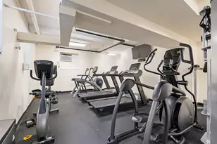 245 E 72nd St, New York, NY 10021 - Photo 8
