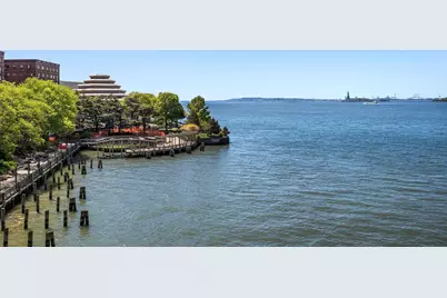 21 S End Avenue #404, New York City, NY 10280 - Photo 10