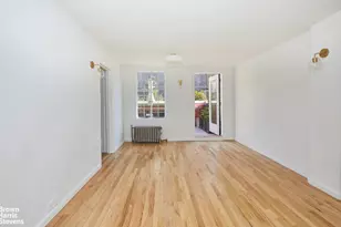 324 E 41st St, New York City, NY 10017 - Photo 6
