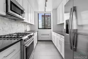 145 W 67th St, New York City, NY 10023 - Photo 8