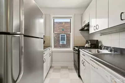 570 Ocean Parkway #6BC, New York City, NY 11218 - Photo 8