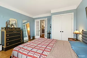 570 Ocean Pkwy, New York City, NY 11218 - Photo 12