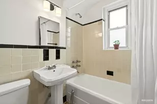 570 Ocean Pkwy, New York City, NY 11218 - Photo 16