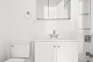 495 E 7th St, New York City, NY 11218 - Photo 10