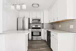 495 E 7th St, New York City, NY 11218 - Photo 6