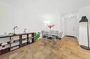 159 W 53rd St, New York City, NY 10019 - Photo 2
