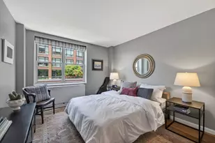 296 W 10th St, New York City, NY 10014 - Photo 6