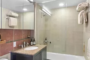 555 W 23rd St, New York City, NY 10011 - Photo 6