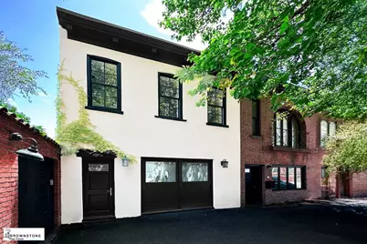 72 Verandah Place, New York City, NY 11201 - Photo 1