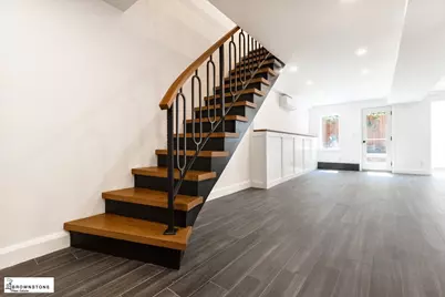 72 Verandah Place, New York City, NY 11201 - Photo 18