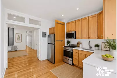 208 E 90th Street #4W, New York City, NY 10128 - Photo 4