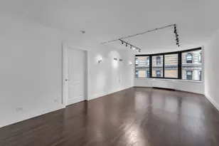 155 W 70th St, New York City, NY 10023 - Photo 4
