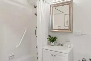 175 W 13th St, New York City, NY 10011 - Photo 8