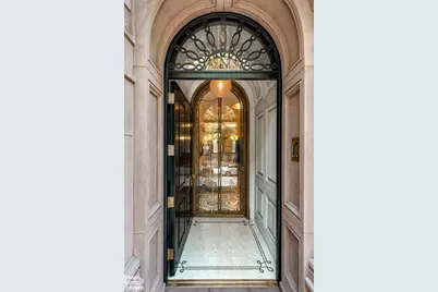238 1/2 E 83rd Street, New York City, NY 10028 - Photo 2