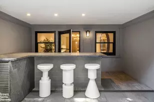 238 1/2 E 83rd St, New York City, NY 10028 - Photo 32