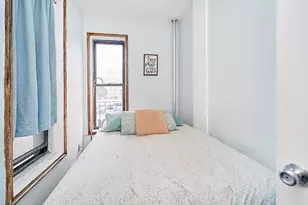 331 W 43rd St, New York City, NY 10036 - Photo 4