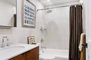 305 W 98th St, New York City, NY 10025 - Photo 10