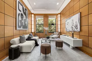164 E 71st St, New York, NY 10021 - Photo 4
