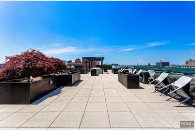 144-74 Northern Boulevard #8E, New York City, NY 11354 - Photo 6