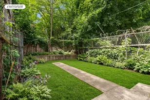 1562 Pacific St, New York City, NY 11213 - Photo 10