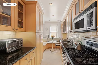 710 Park Avenue #14E, New York, NY 10021 - Photo 12
