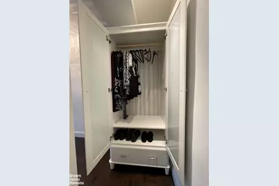 430 W 34th Street #3J, New York City, NY 10001 - Photo 8