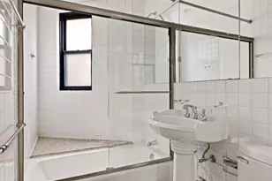 327 W 83rd St, New York City, NY 10024 - Photo 10