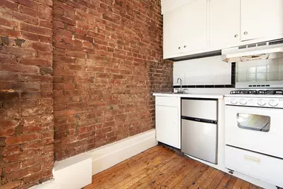 88 Horatio Street #5C, New York City, NY 10014 - Photo 2