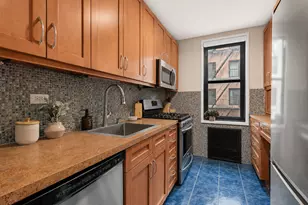 139-15 83rd Ave, New York City, NY 11435 - Photo 14