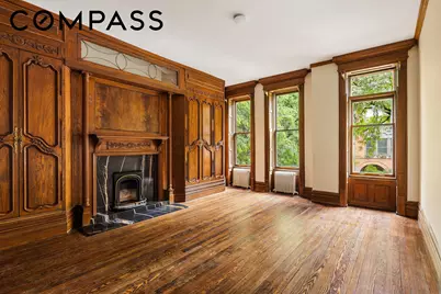 266 W 71st Street, New York City, NY 10023 - Photo 2