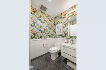 517 W 46th Street #101, New York, NY 10036 - Photo 4