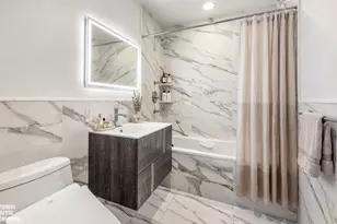 517 W 46th St, New York, NY 10036 - Photo 8